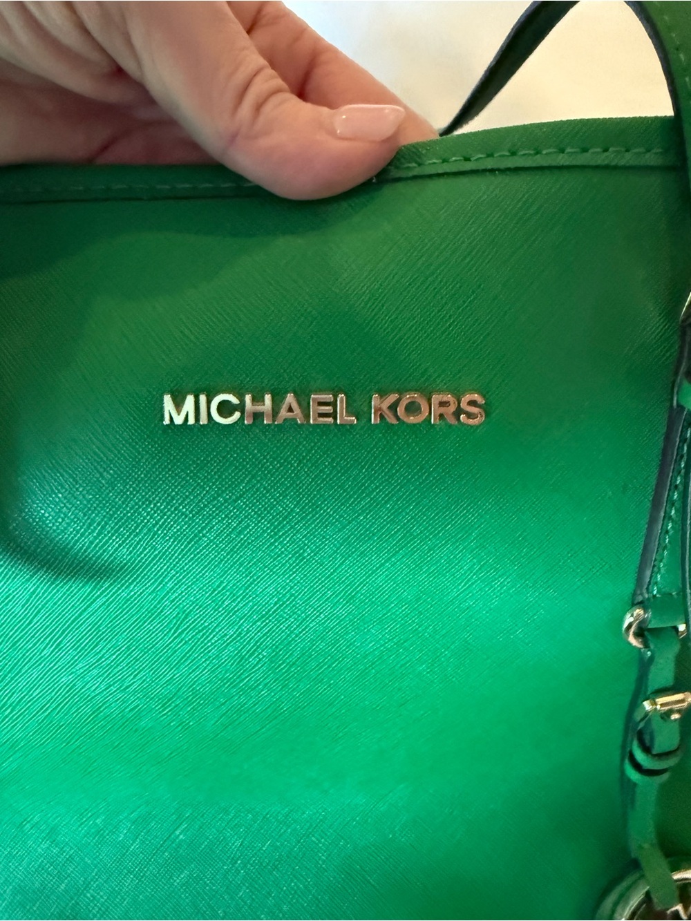 Michael Kors Jet Set Travel Tote Kelly Green Saffiano Leather Gold Hardware - Picture 2 of 9